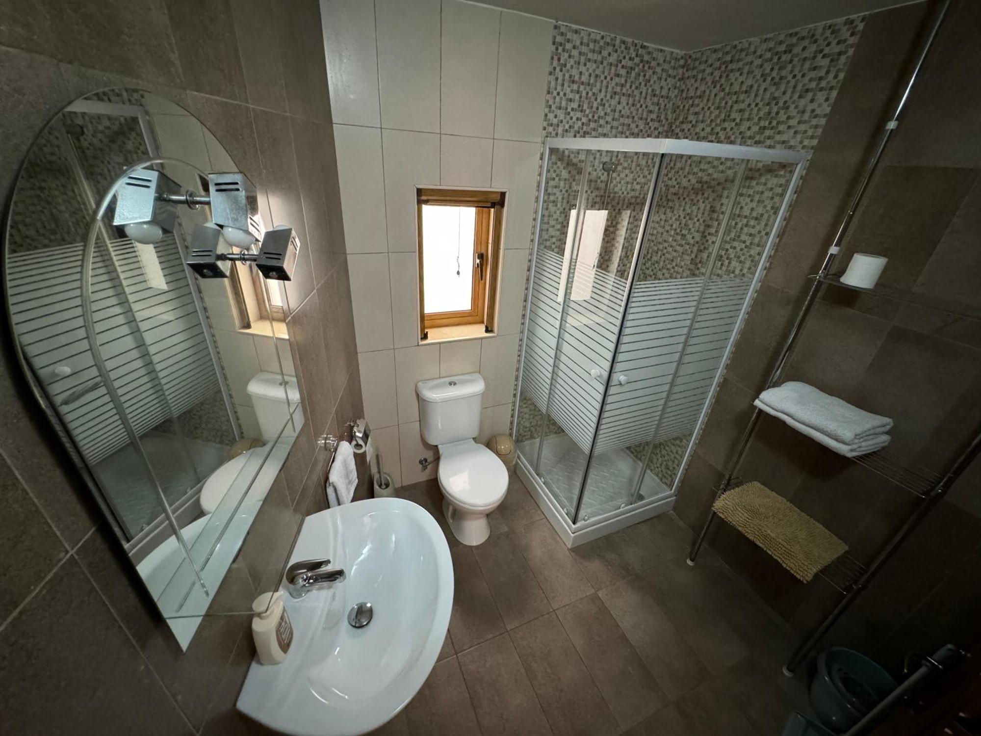 Private One Bedroom Apartment Close To Airport In Luqa Exterior photo