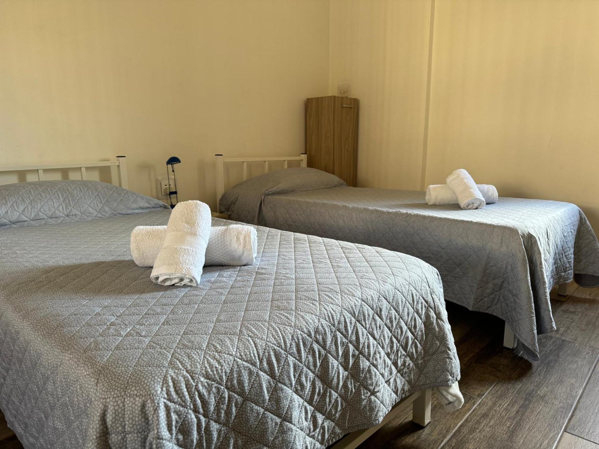 Private One Bedroom Apartment Close To Airport In Luqa Exterior photo